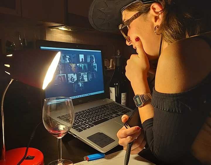 Comehome, cos'è e come funziona l'app per le feste a distanza