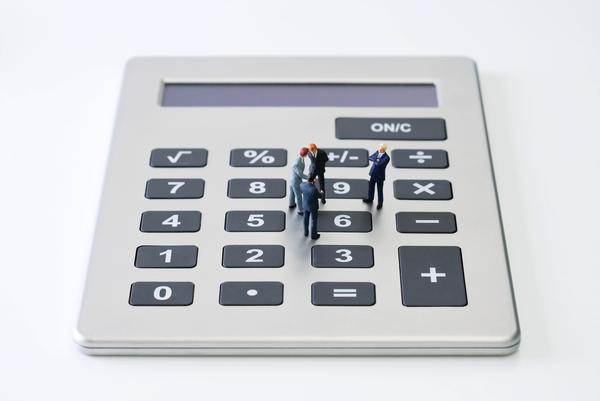 Reddito di cittadinanza, con la carta servizi dell’Inps arriva il bonus extra