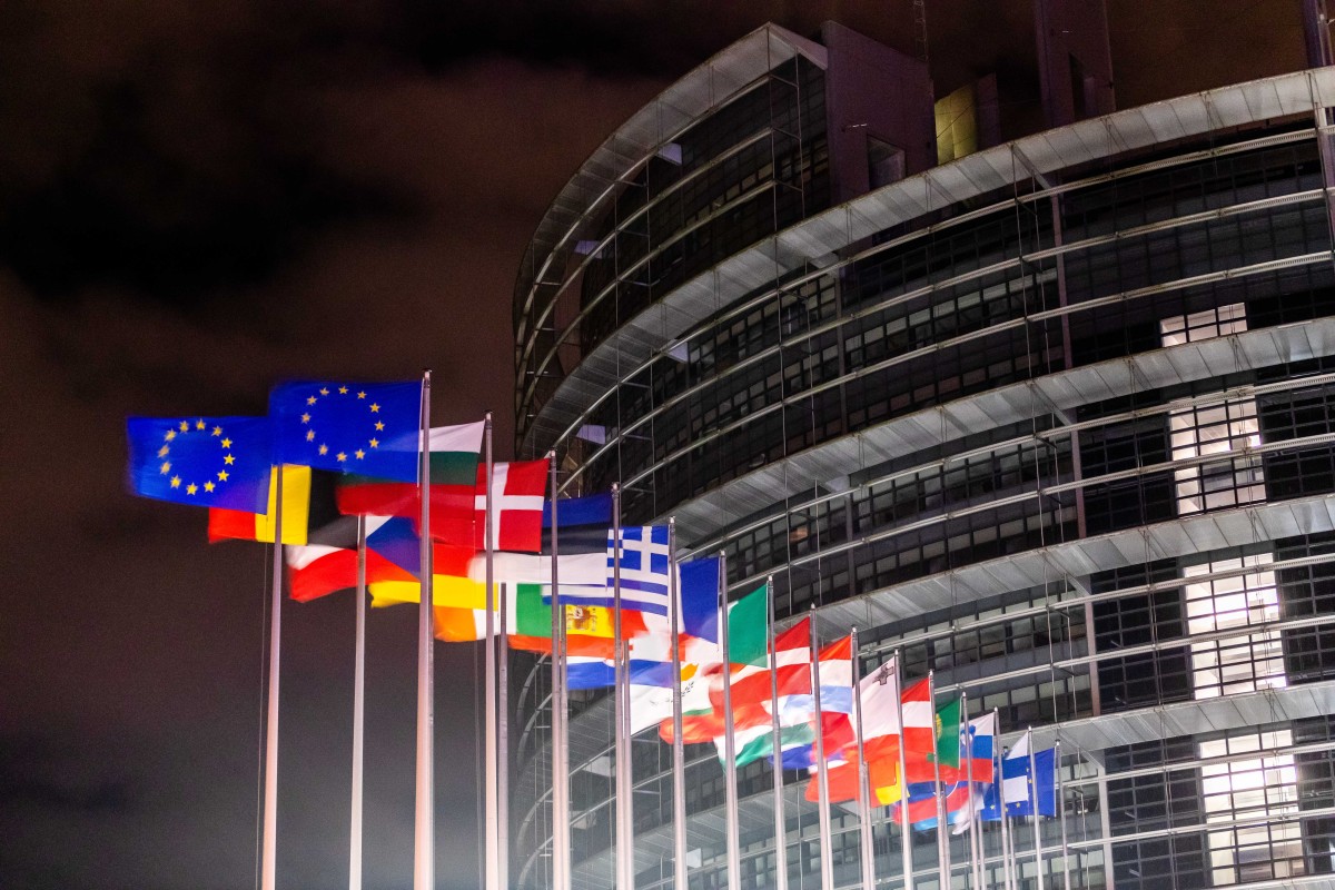 La risoluzione del Parlamento europeo sull'accesso a un alloggio dignitoso e a prezzi abbordabili