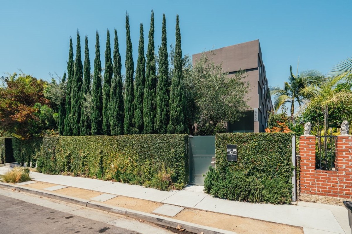 fachada-de-la-casa-de-la-actriz-de-juego-de-tronos-emilia-clarke