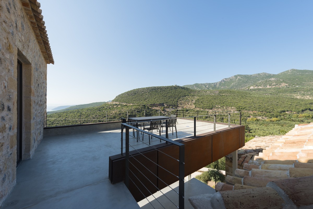 rusted_mill_house_c_engel_volkers_greece_9