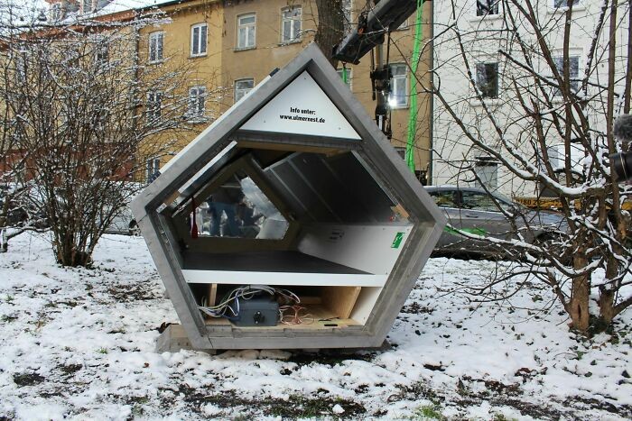homeless-capsules-shelter-winter-ulmernest-1-3-600a8816bfbe8_700