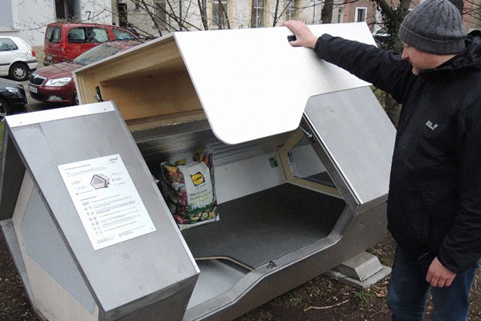 homeless-capsules-shelter-winter-ulmernest-2-13-600a883674d14_700