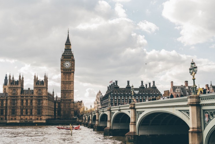 Oxford Street, Londra investirà 150 milioni per la sua trasformazione