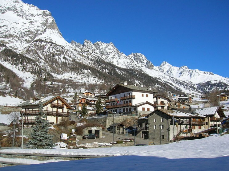 1-Euro-Häuser in Oyace, Italien
