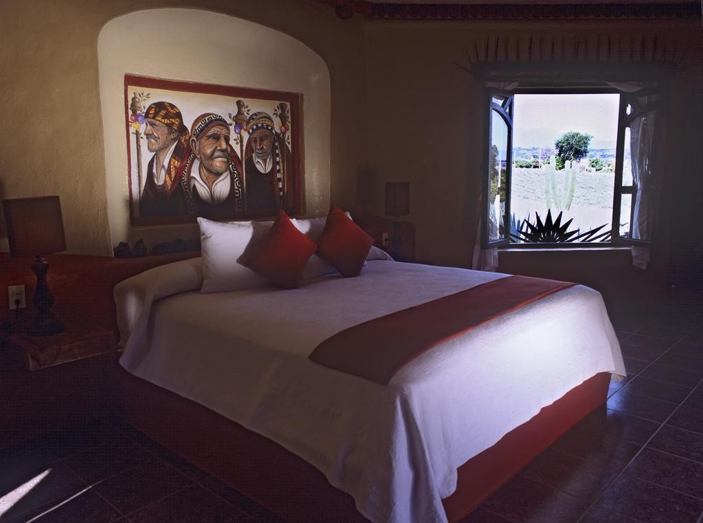 L’hotel messicano in cui si dorme dentro le botti di tequila