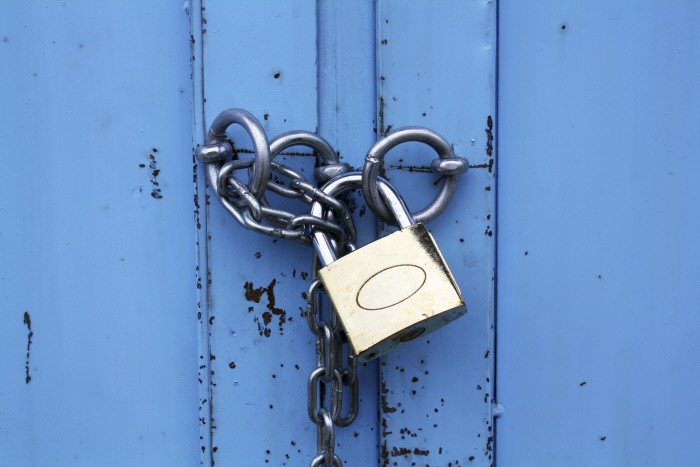 Comprare una casa occupata all’asta, cosa sapere e come procedere