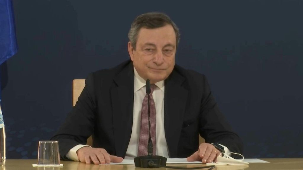 ## Pressing per riaperture e coprifuoco, Draghi resta prudente