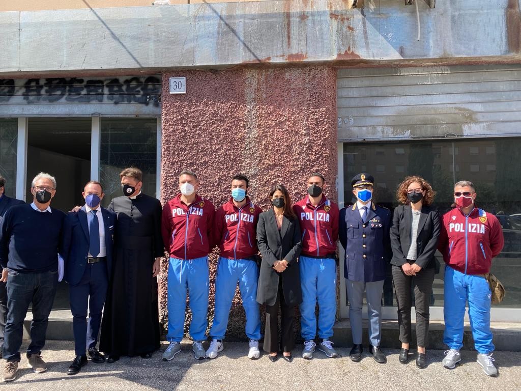 Una palestra sociale a Roma in un immobile un tempo in mano ai criminali