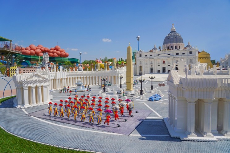 Parques de diversões abrem novamentes as portas em Itália