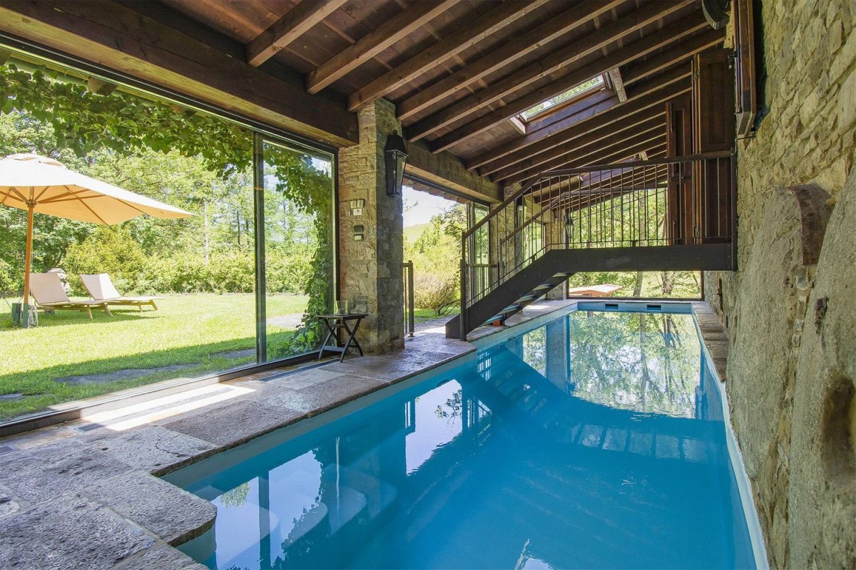 The property has a wonderful pool which overlooks the garden