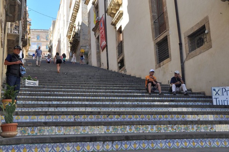 Caltagironă