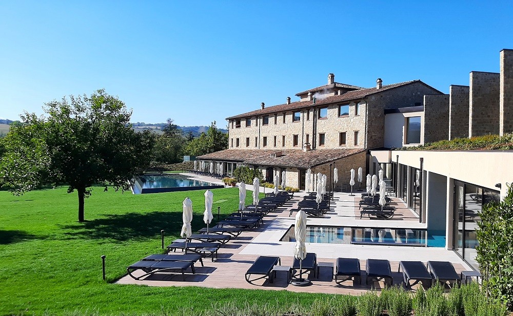 Borgo Lanciano, il resort di lusso nelle Marche riapre dopo il restyling