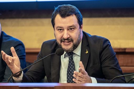 Salvini: dovere ridurre tasse su bollette, no ad aumenti su casa
