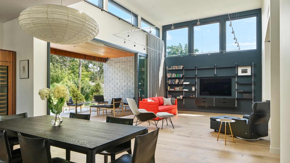 Una casa prefabbricata sostenibile e di design assemblata in appena due settimane