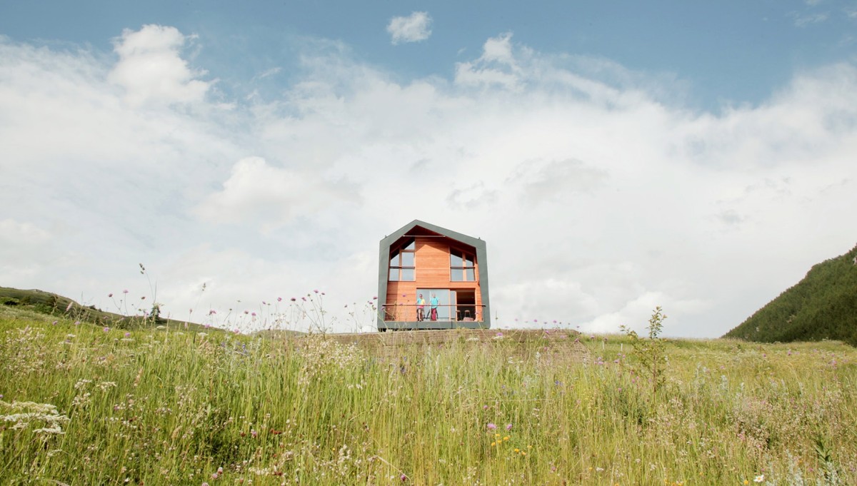 Una casa prefabbricata dal design minimalista in Valle d'Aosta