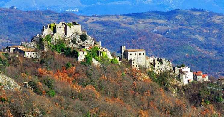 Cheap properties are up for auction all over Italy