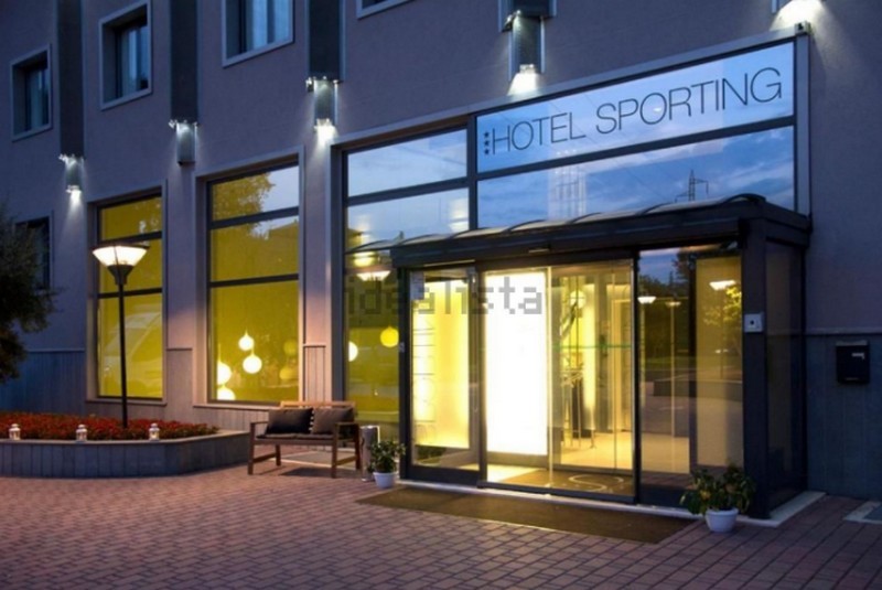 Un hotel a Cologno Monzese in vendita all'asta su idealista a partire da 2.034.000 euro