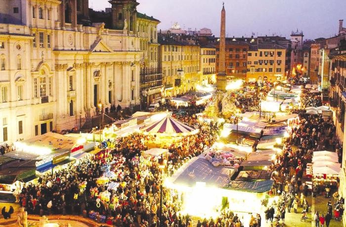 Christmas market in the Piazza Navona