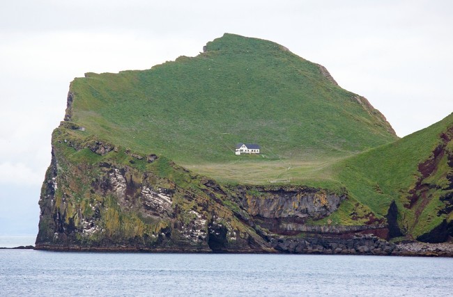 La casa più isolata del mondo: una costruzione del 1930 situata in Islanda
