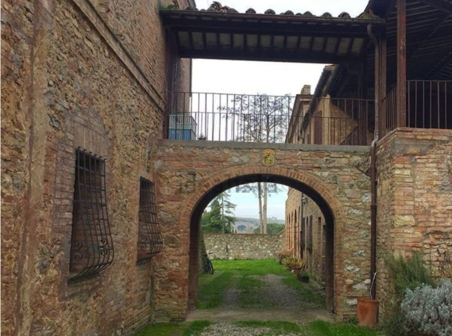 casale_allasta_in_toscana3