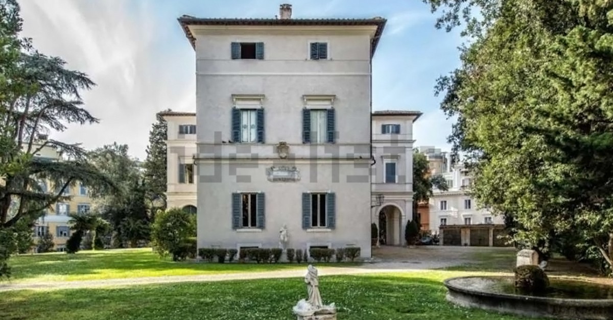 Casino dell'Aurora all'asta