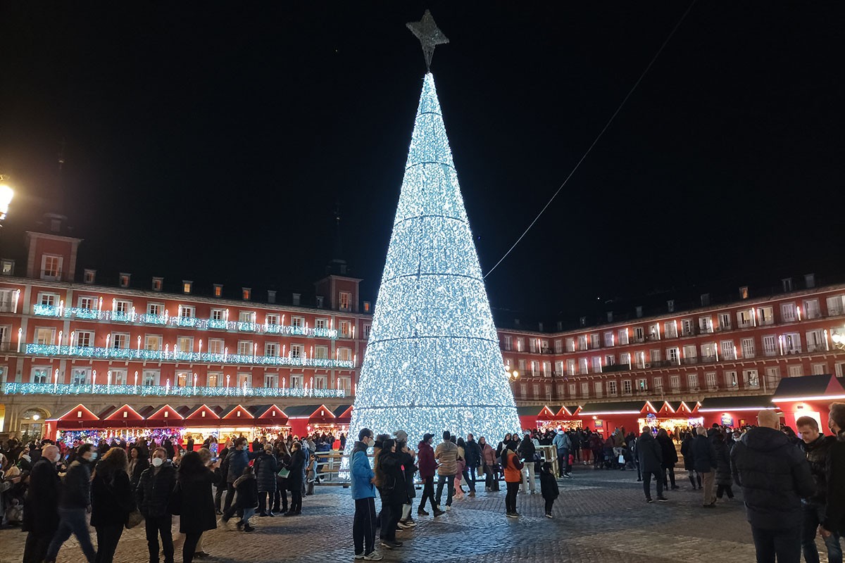 Natale 2021 a Madrid, cosa vedere nella capitale spagnola tra luminarie e mercatini
