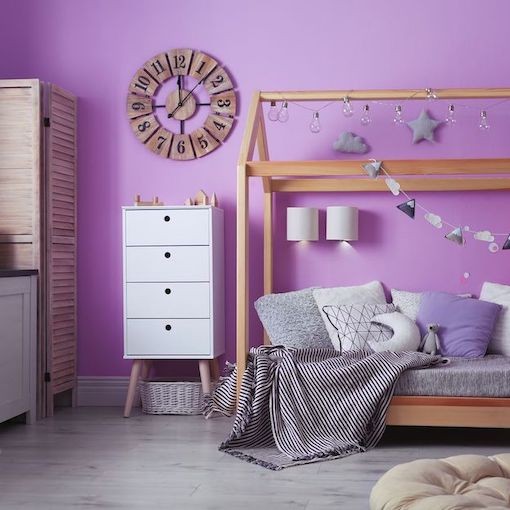 Come usare il colore Pantone 2022 per l'arredamento della tua casa