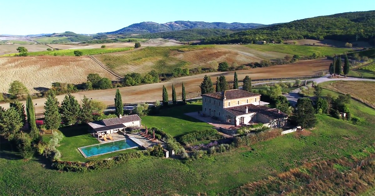 Ferragamo vende la tenuta di Castiglion del Bosco a Montalcino, storica cantina del Brunello