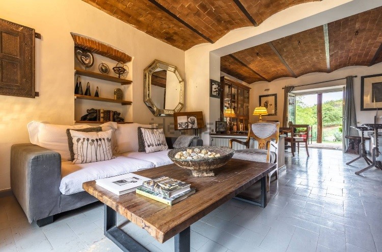 casale di lusso con piscina in vendita in toscana