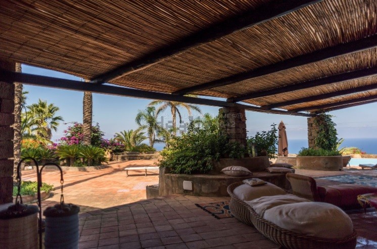 Dammuso a pantelleria
