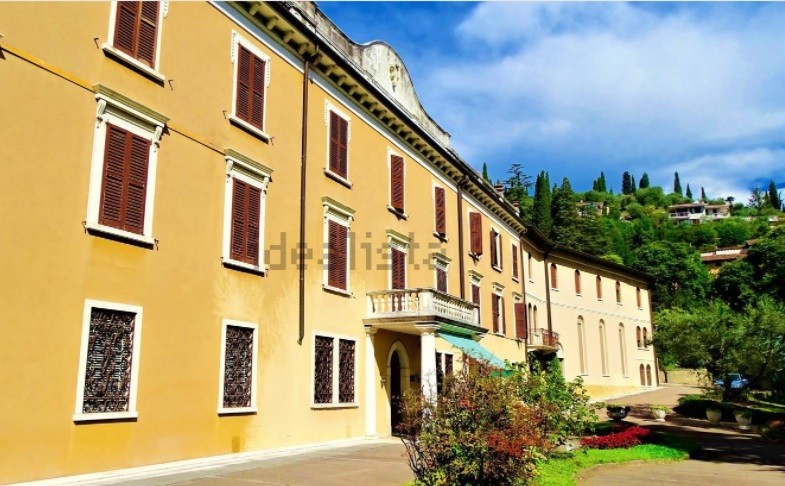 Hotel in vendita sul lago di Garda