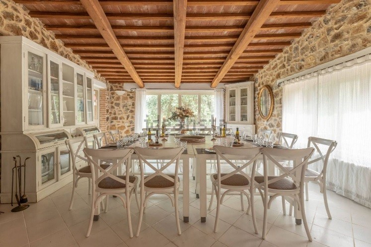 casale di lusso con piscina in vendita in toscana