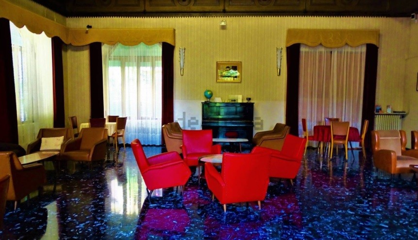 Hotel in vendita sul lago di Garda