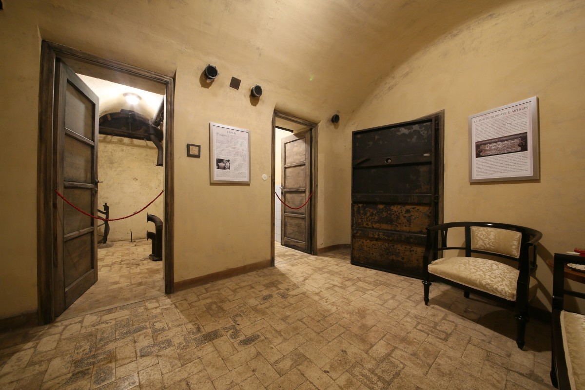 Bunker in Italia, alla scoperta dei rifugi di Villa Torlonia e Villa Ada