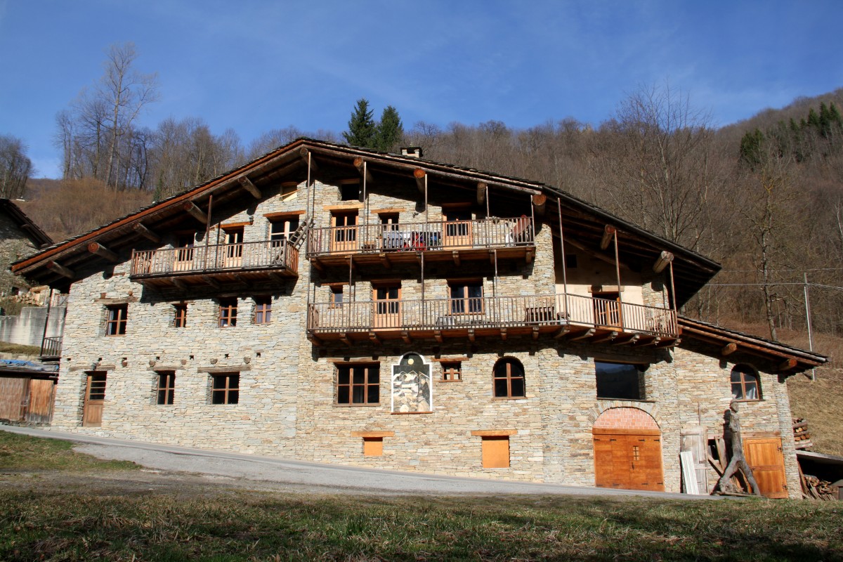 Un viaggio a Coumboscuro, il piccolo paesino in Piemonte dove la lingua madre non è l'italiano