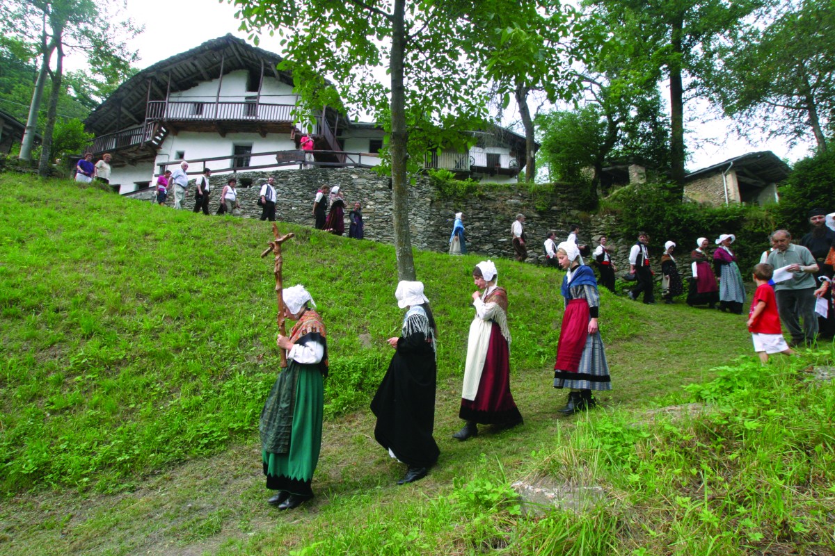 Un viaggio a Coumboscuro, il piccolo paesino in Piemonte dove la lingua madre non è l'italiano