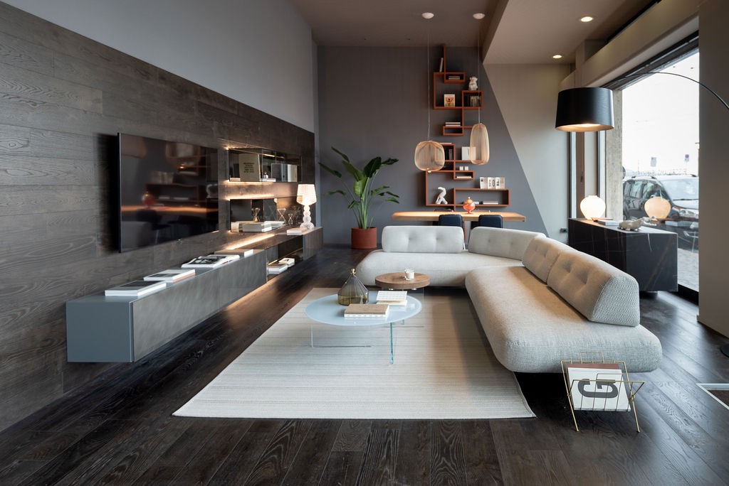 Una villa dal design moderno sulle sponde del Lago di Lugano