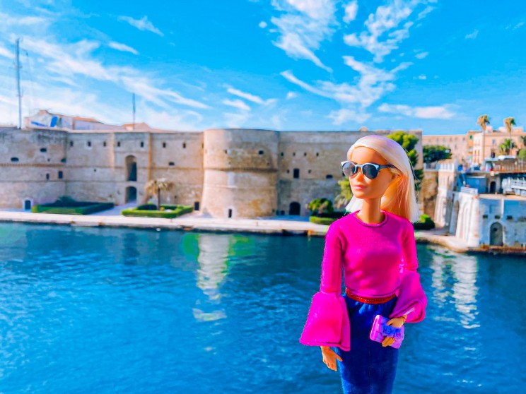Barbie in Town, Taranto