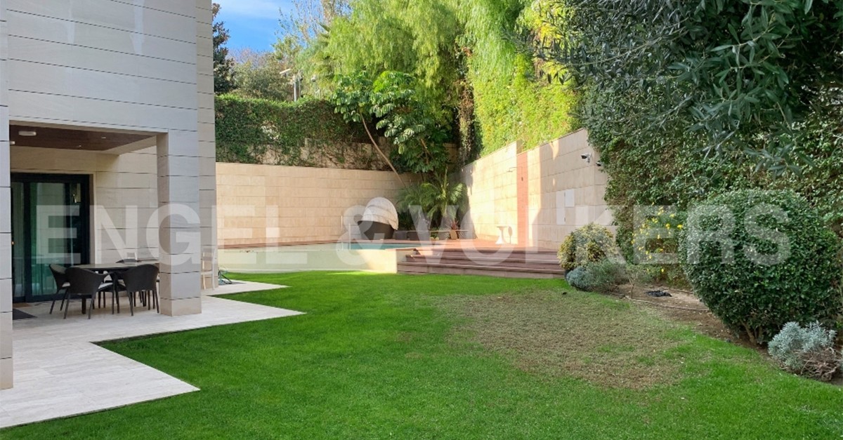 La casa di Barcellona del calciatore Dembélé si affitta per 18 mila euro al mese