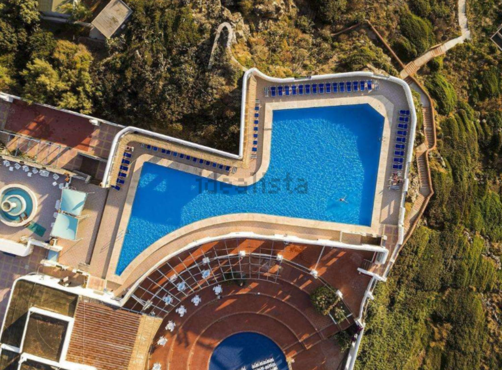 Hotel all'asta a Ustica