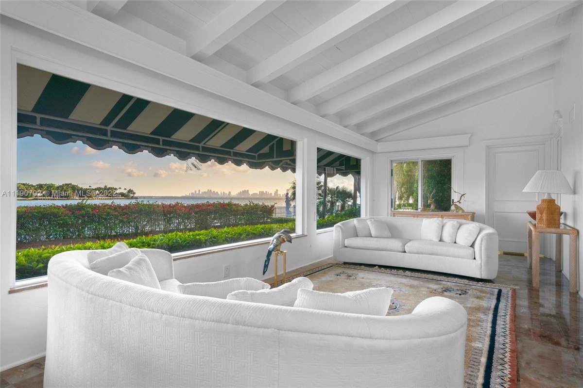 Tutte le ville hanno una vista sulla baia