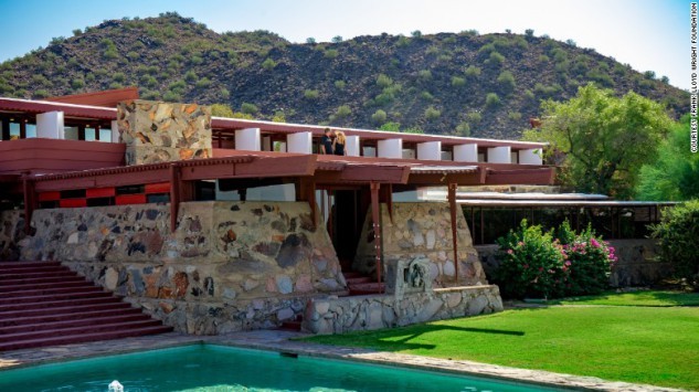 Frank Lloyd Wright, un architetto rivoluzionario tra scandali e crimini
