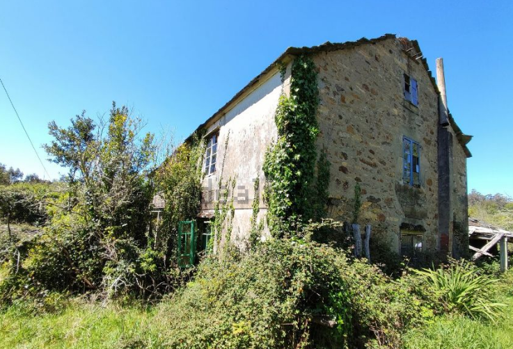 un altro edificio in vendita