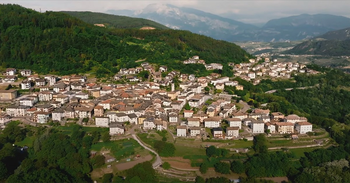 Progetti di cohousing in Italia, in Trentino arriva “Casa dei Banai”: come partecipare al bando