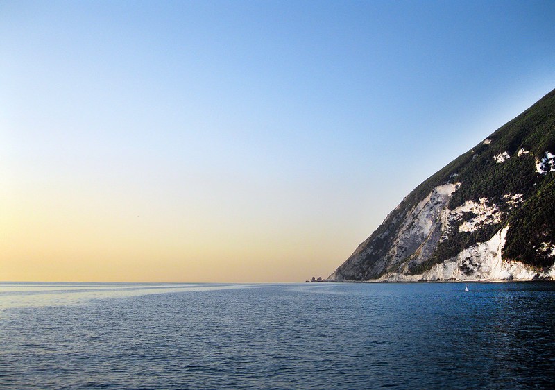 Riviera del Conero Vacanze low cost: le mete più economiche in Italia per l'estate 2022