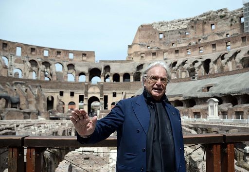 Della Valle lancia Opa volontaria su Tod's per delisting da Milano