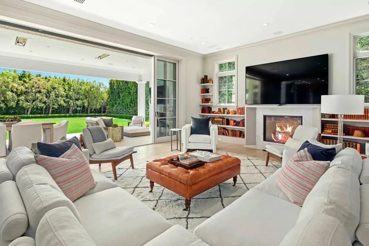 Ben Affleck mette in vendita la sua villa a Los Angeles: vale fino a 11 milioni di dollari