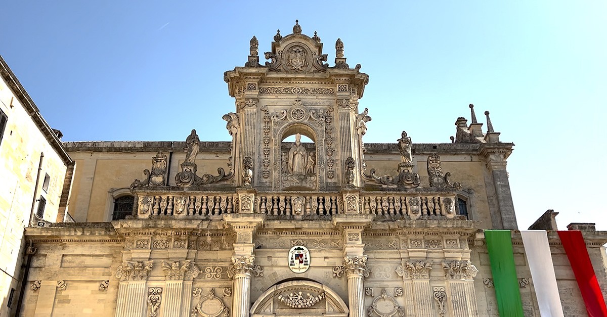 Alla scoperta del centro storico di Lecce, la gioia barocca del Sud Italia