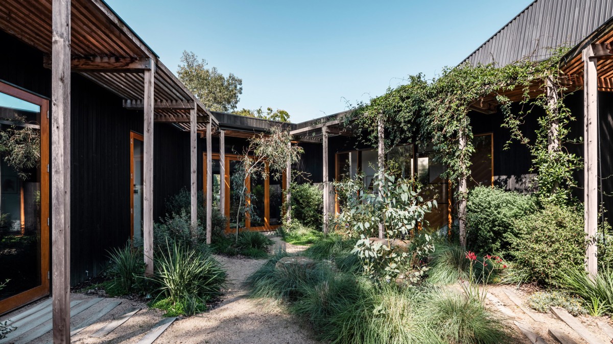 Il giardino con piante autoctone
